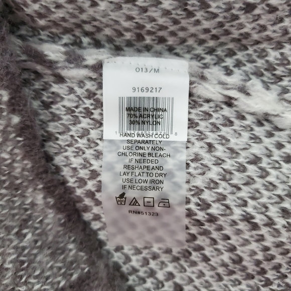 NWT Vince Camuto Gray Plaid Mock Neck Sweater - Picture 5 of 5